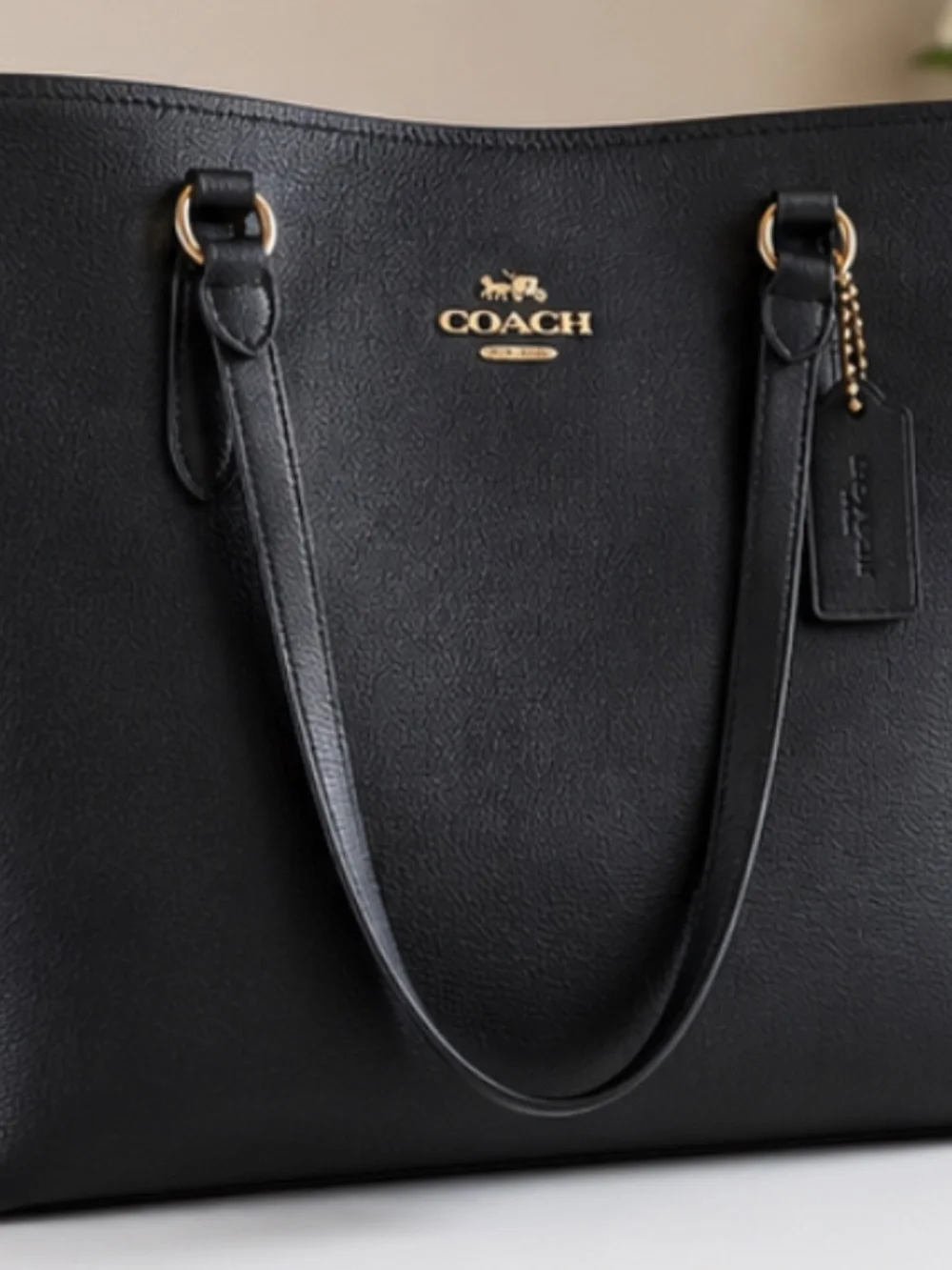 Coach Black Pebbled Leather Tote Shoulder Bag Gold Hardware Hangtag